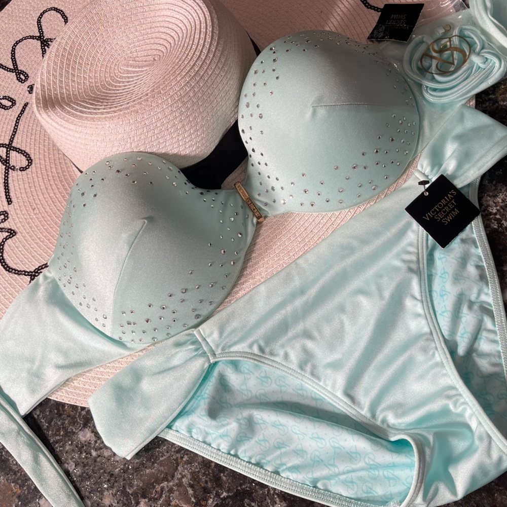 Vintage and new with tags Victoria’s secret’s bikini 👙 34DD/M bottoms - Picture 2 of 12